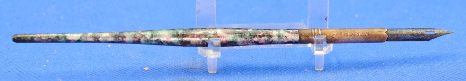 VINTAGE AMERICAN PEN CO CELLULOID DIP PEN