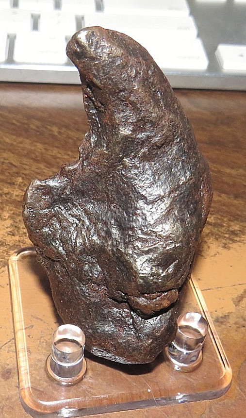 143 gm Aletai iron meteorite Rough uncut china xinjian armanty stand JAL