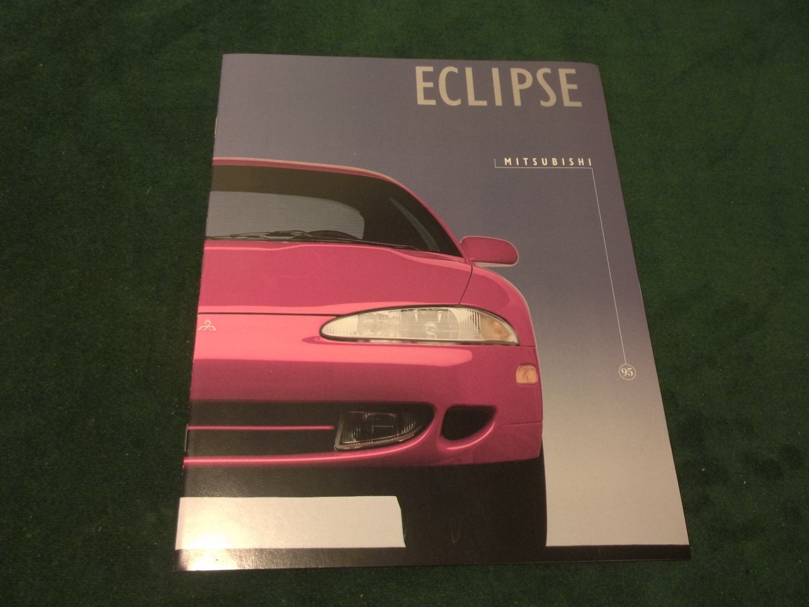 1995 MITSUBISHI ECLIPSE 16 Pg SALES BROCHURE ORIGINAL MINT 8.5