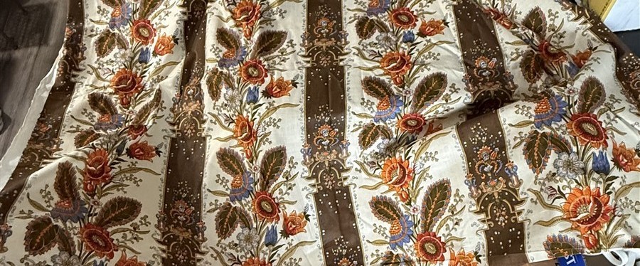 Vintage 5 Th Avenue Design Fabric Floral Screen Print Panel Scotchguard 10 Yards