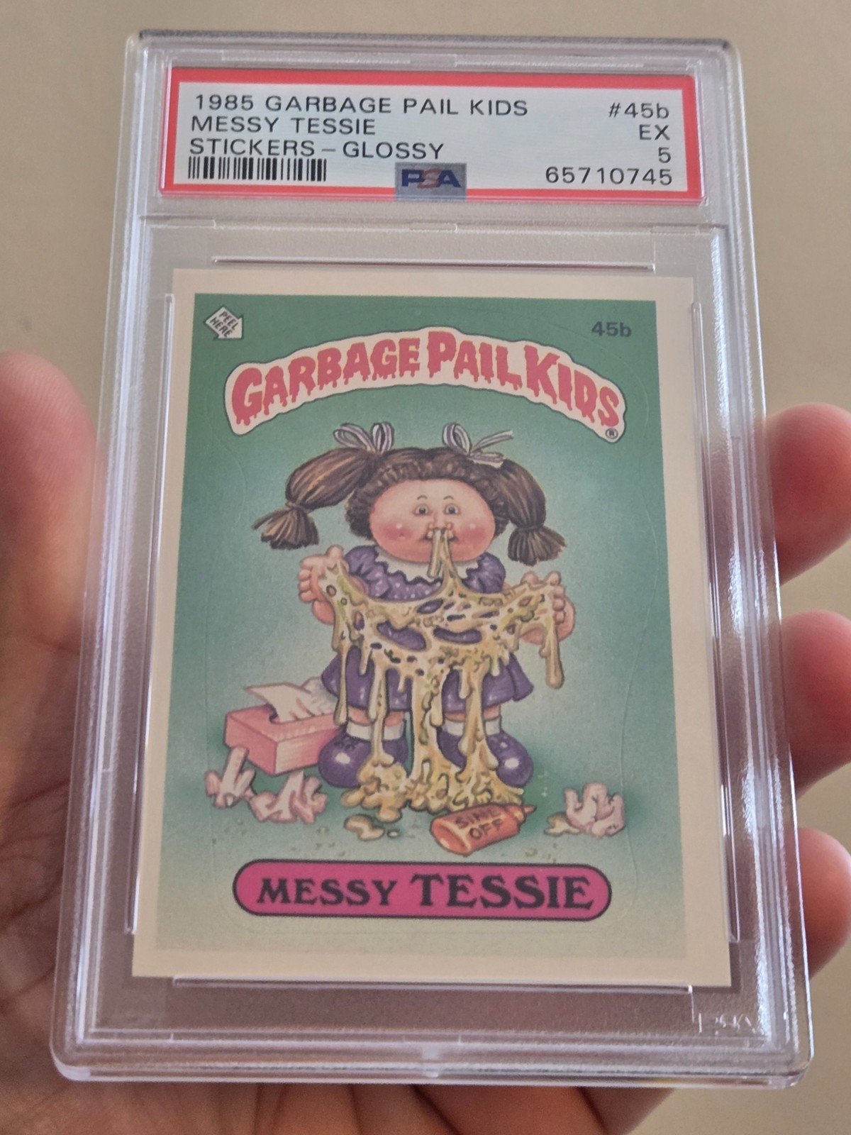 1985 TOPPS GARBAGE PAIL KIDS STICKERS MESSY TESSIE #45b GLOSSY OS2 CARD PSA 5 EX