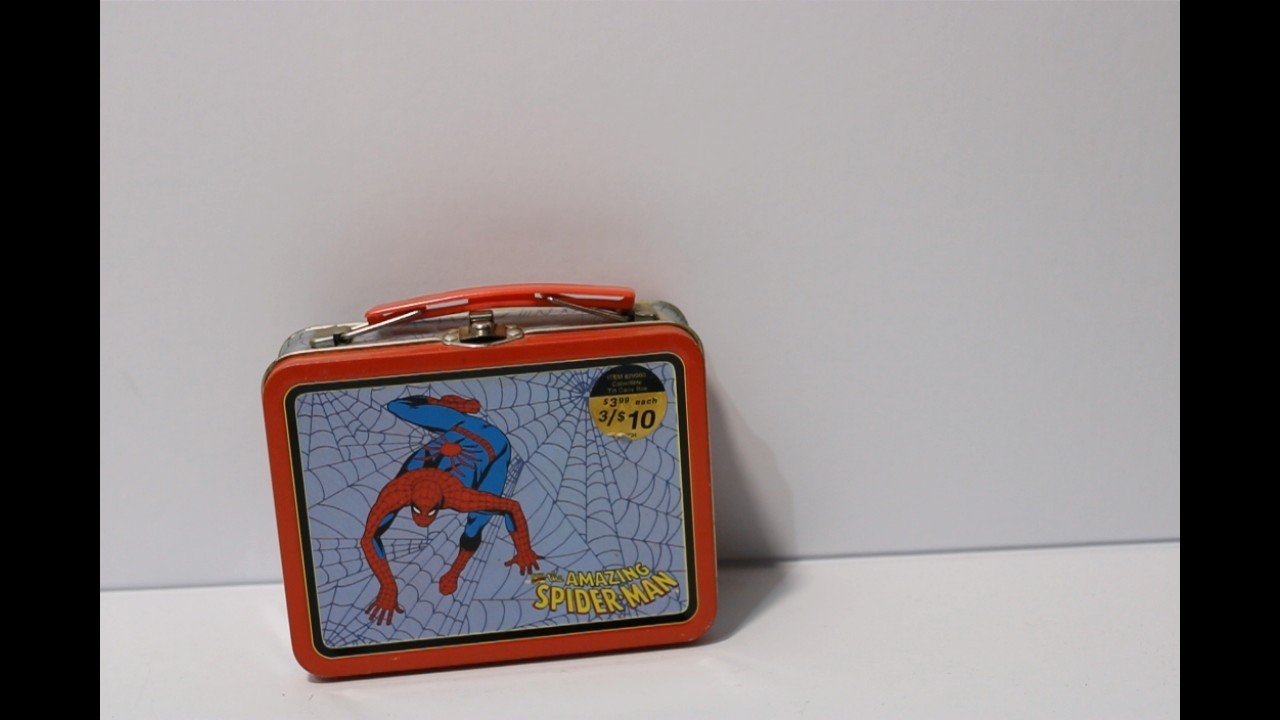 Vintage 1998 The Amazing Spider-Man Mini Metal Lunchbox Red& Blue