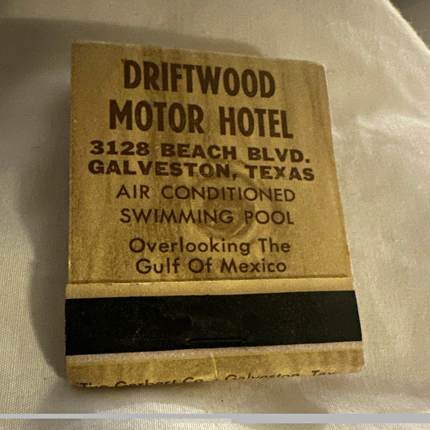 Vintage 1960s Driftwood Motor Hotel Galveston Texas Matchbook 20 Matches