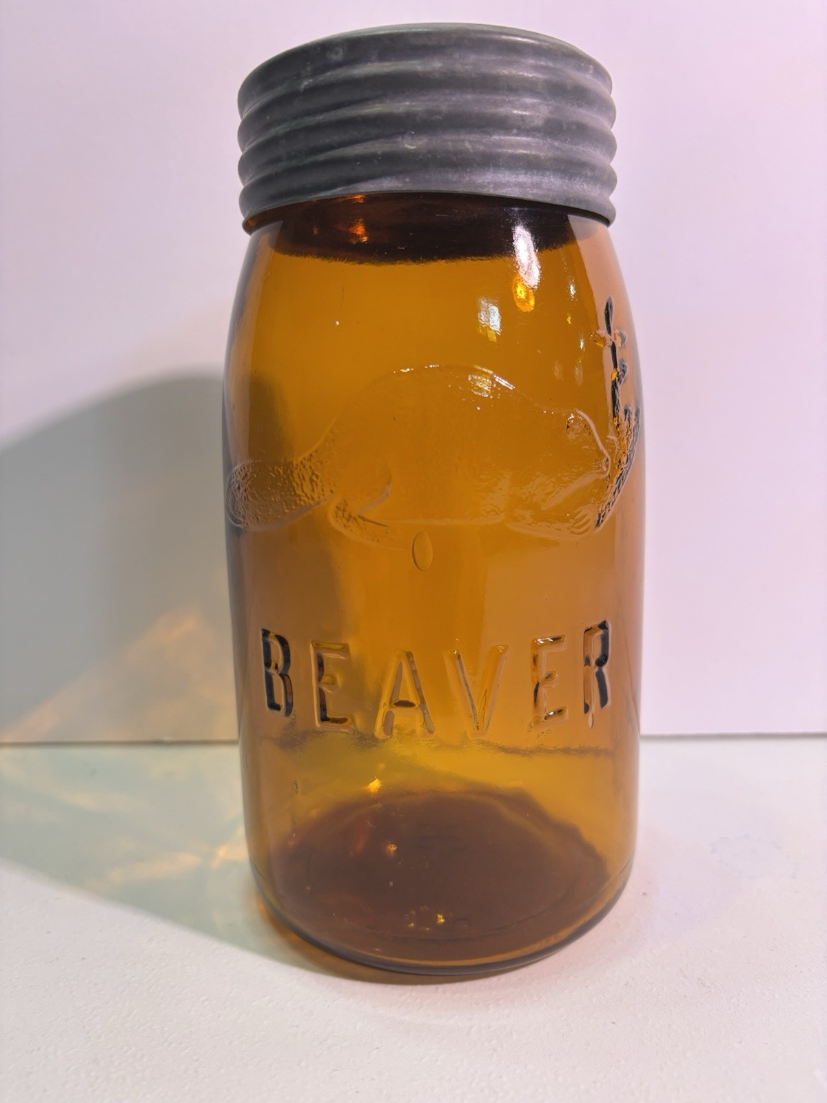 ***OUTSTANDING*** AMBER BEAVER Quart Fruit Jar. BEAUTIFUL CANADIAN SEALER LOOK