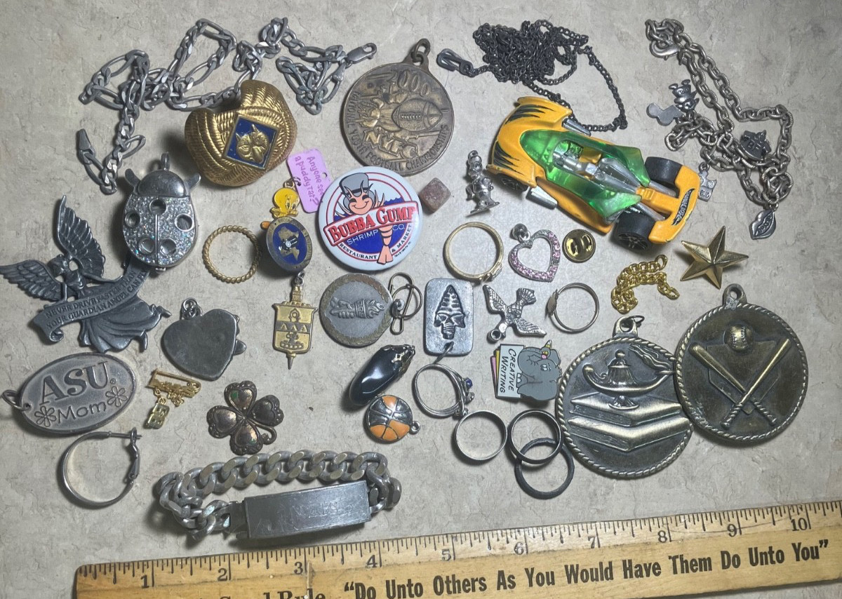 From estate-Neat junk drawer lot from southern New Mexico
