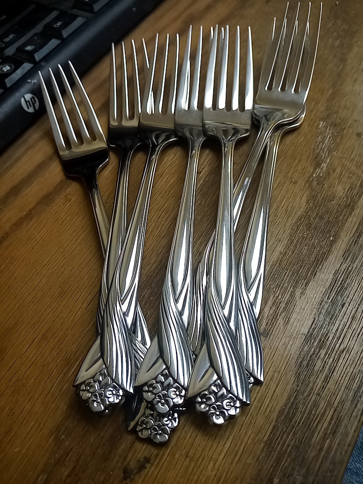 Oneida Stainless Katrina 7 1/4\