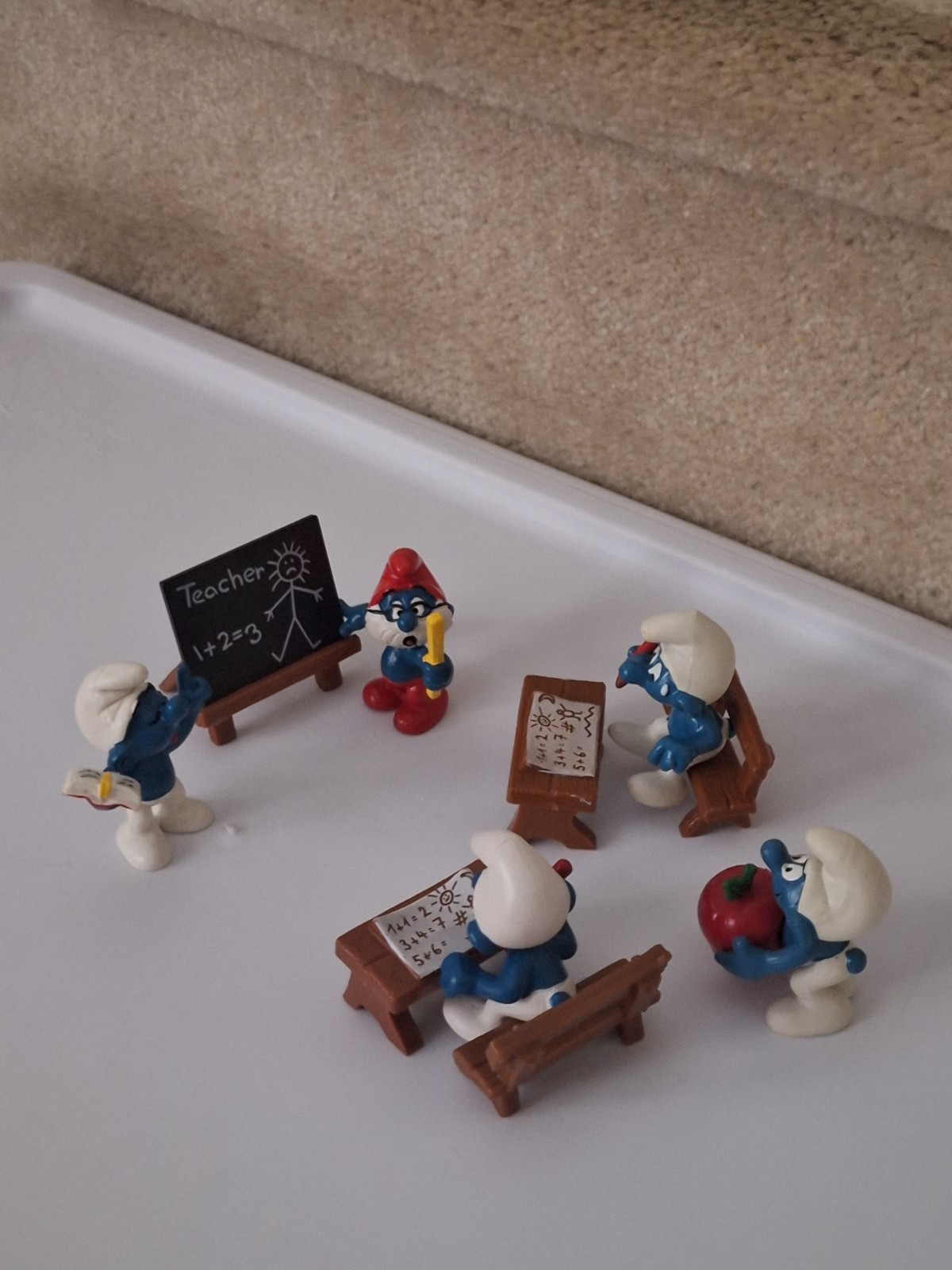 Vtg 80's Super Smurfs Lot of 5  -Teachers, Students, 2 Desk. ChalkBoard, & Apple