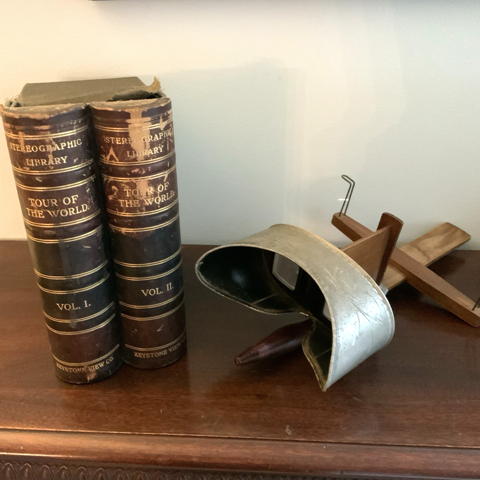 KEYSTONE Tour of the World Stereographic Library Vol I & II w/ UNDERWOOD Viewer