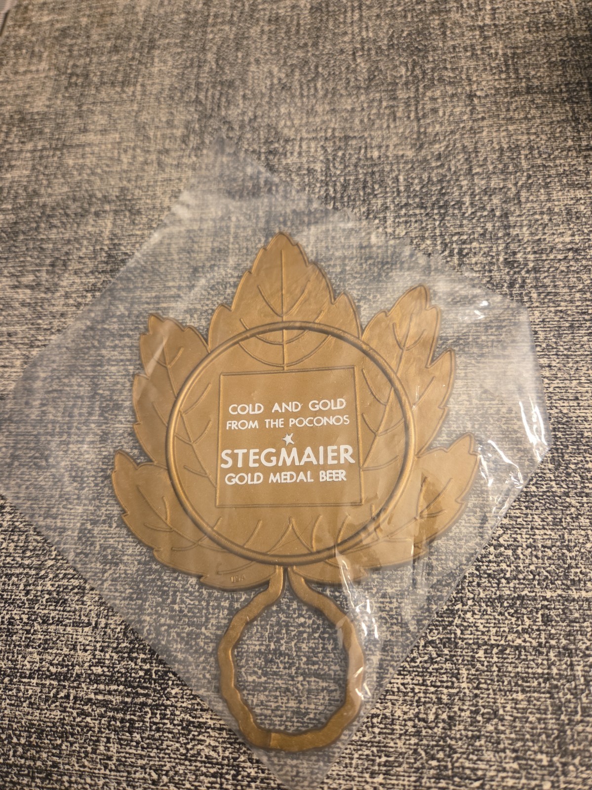 STEGMAIER BREWING CO BOTTLE TOPPER NEVER OPENED