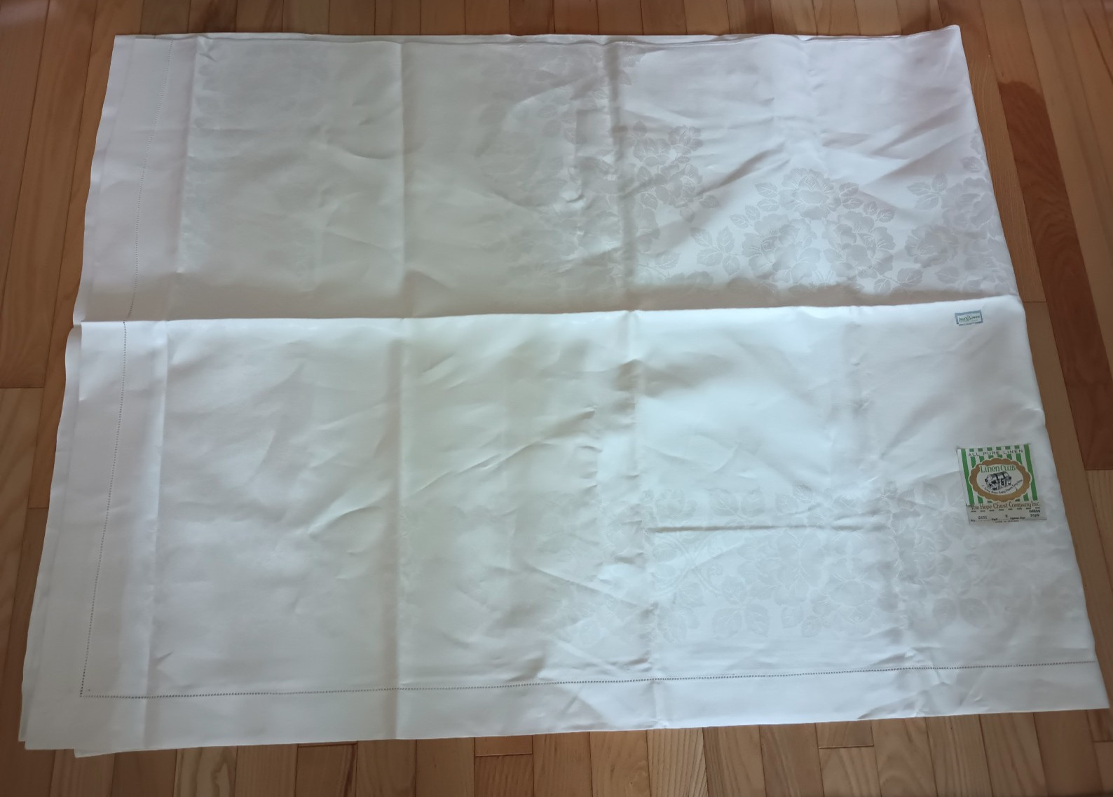 VTG IRISH LINEN DAMASK FLORAL TABLECLOTH HEMSTITCHED 84\