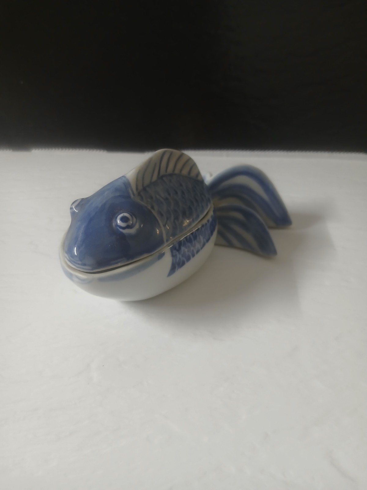 Hand Painted Vintage Blue And White Fish Trinket Box