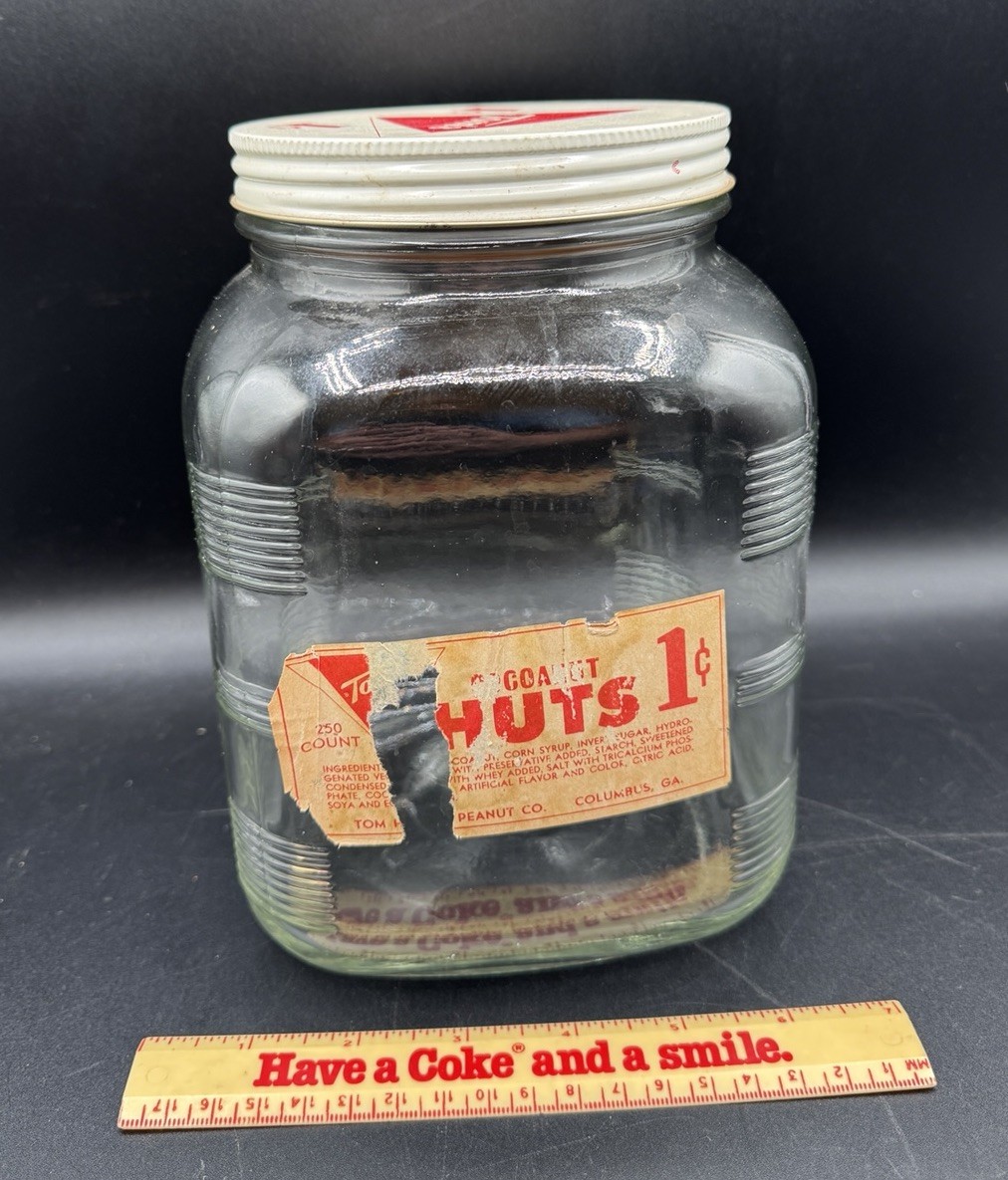 Vintage Tom\'s Peanuts Co. 1 CENT Cocoanut Huts Candy Jar With Lid & Paper Label