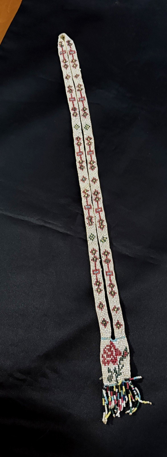 Antique Native American Loom Beaded Necklace Plains Style Trade Beads c1910s