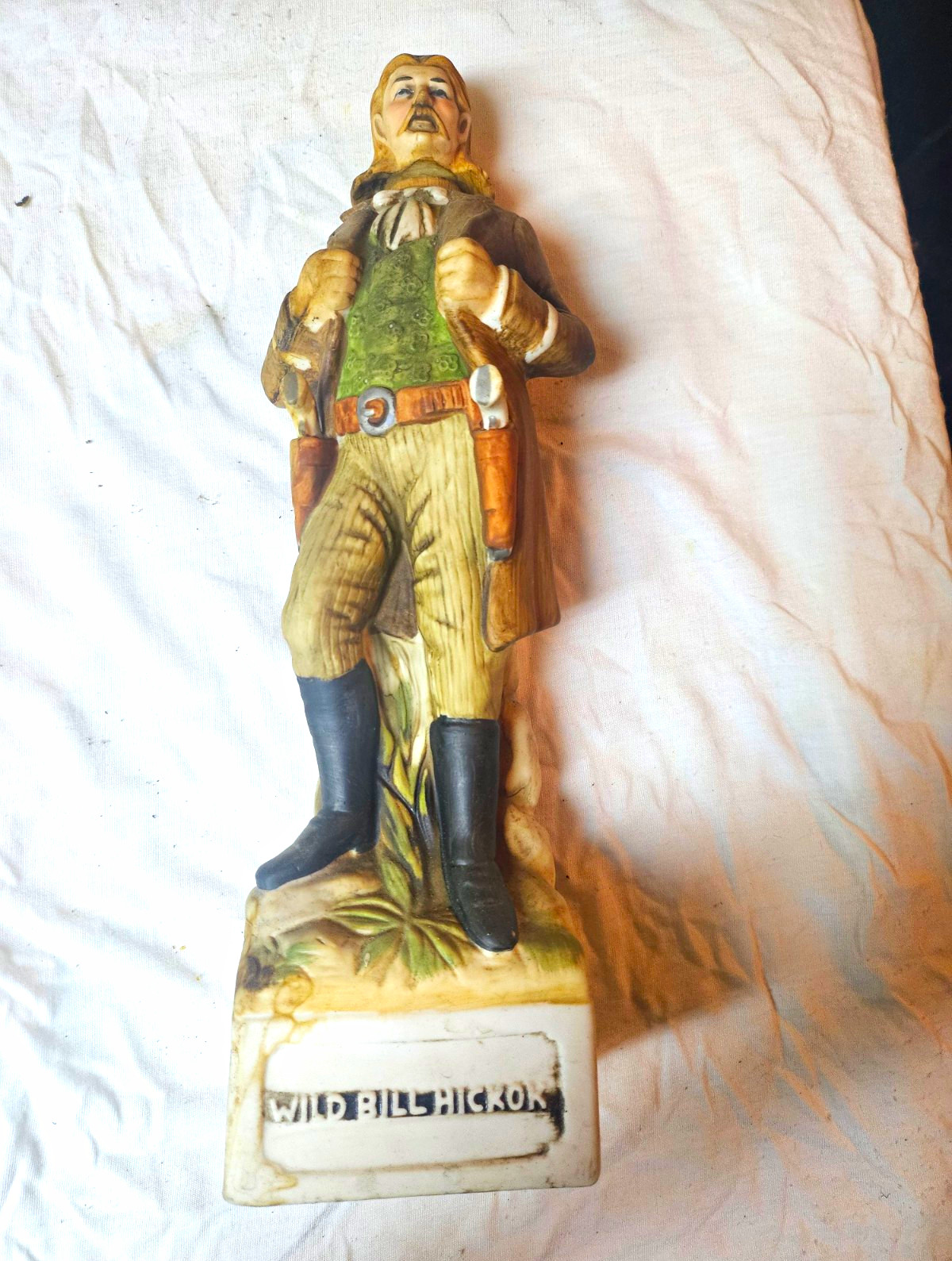 Vintage 1973 McCormick Wild Bill Hickok Decanter Gunfighter Series Porcelain 