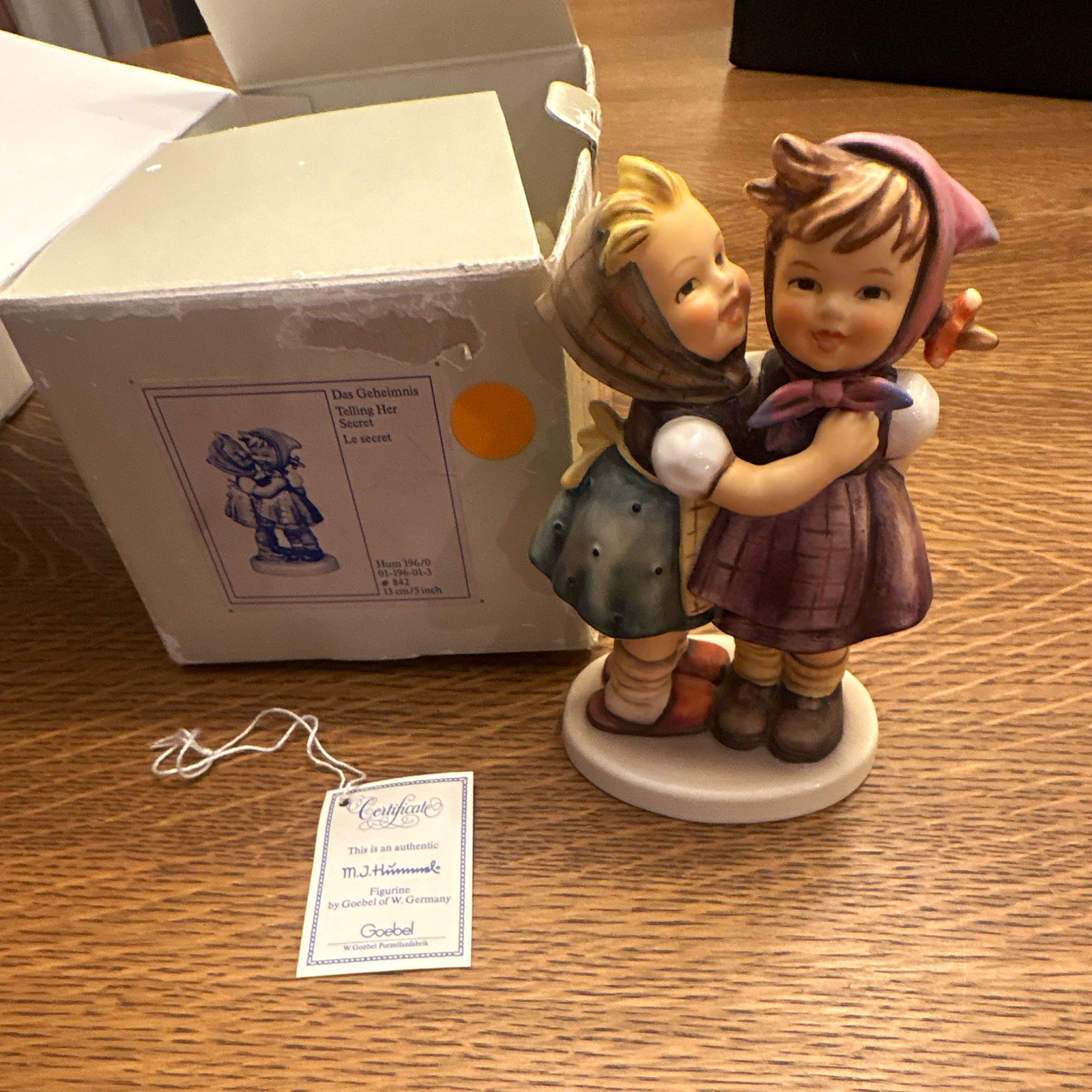 Goebel M.I. Hummel Telling Her Secret Porcelain Figurine 1986 Boxed Cert