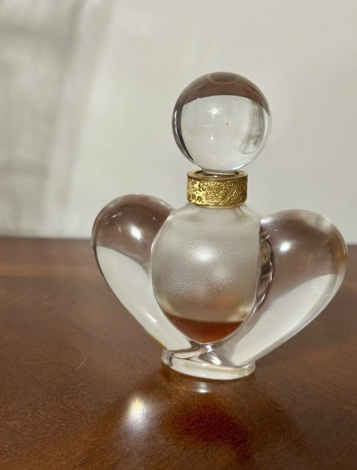 Vintage Nina Ricci Farouche parfum flacon Lalique signed 1 fl oz crystal 1973