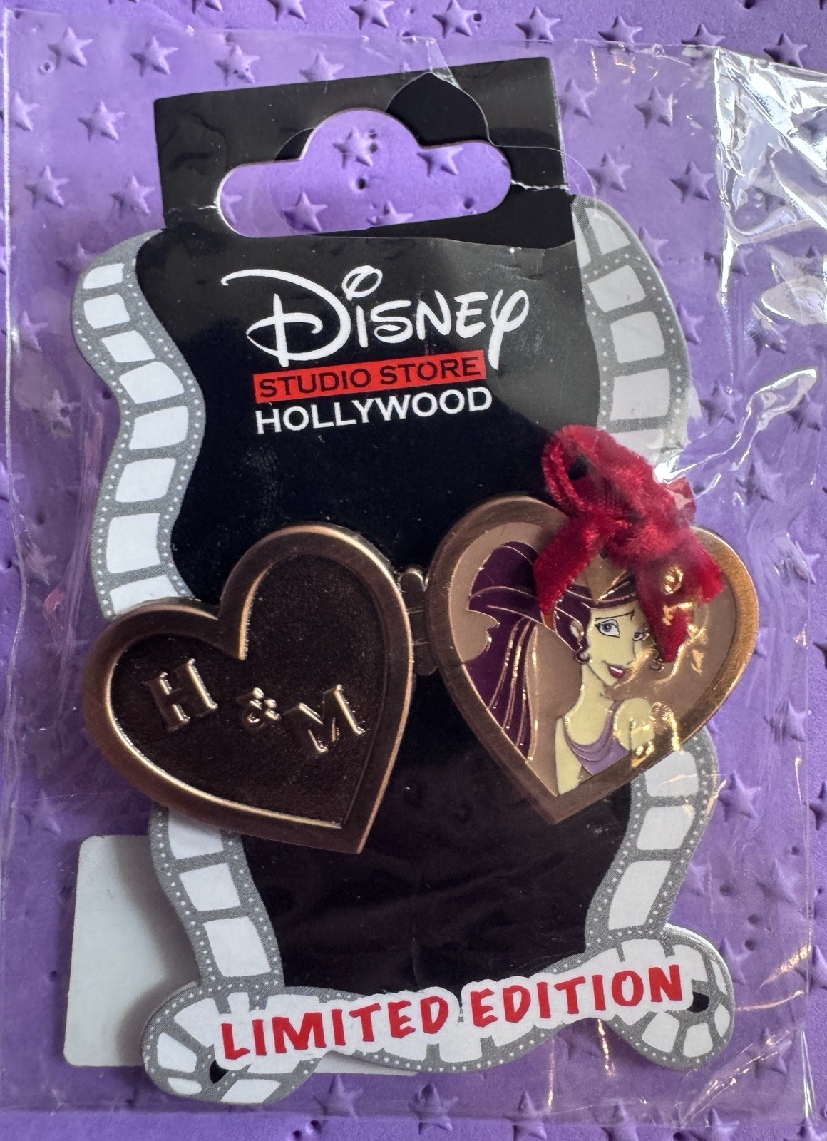 DSSH Disney LE 400 Limited Pin Hercules Meg Valentines Disney Pin