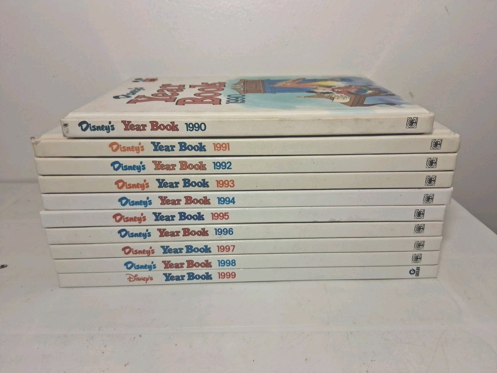 Disney\'s Year Books Lot Of 10 1990s