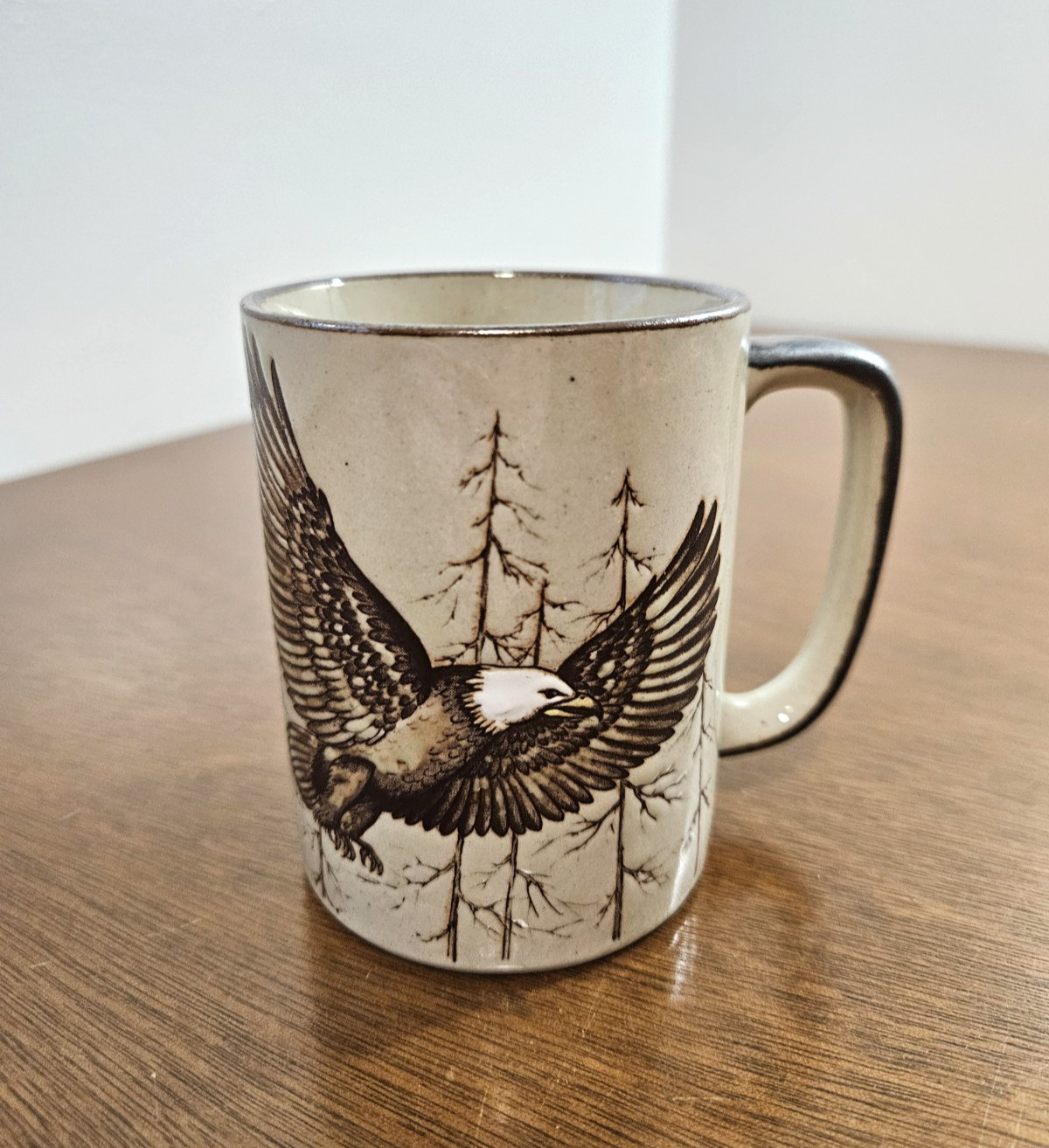 Vintage Otagiri Stoneware Mug Bald Eagle In Flight Beige Brown 8 Ounces Japan
