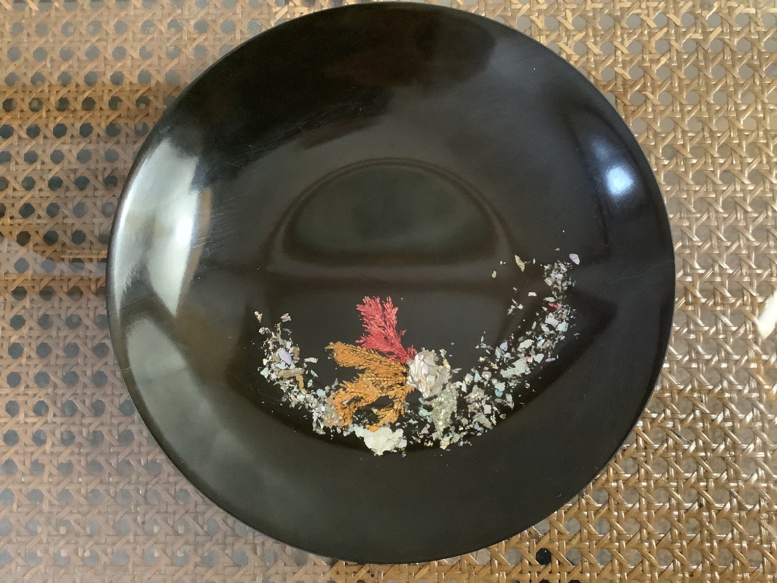 Couroc Of Monterey Serving  bowl 7. 5 inch inlaid  With Natural Sea Materials