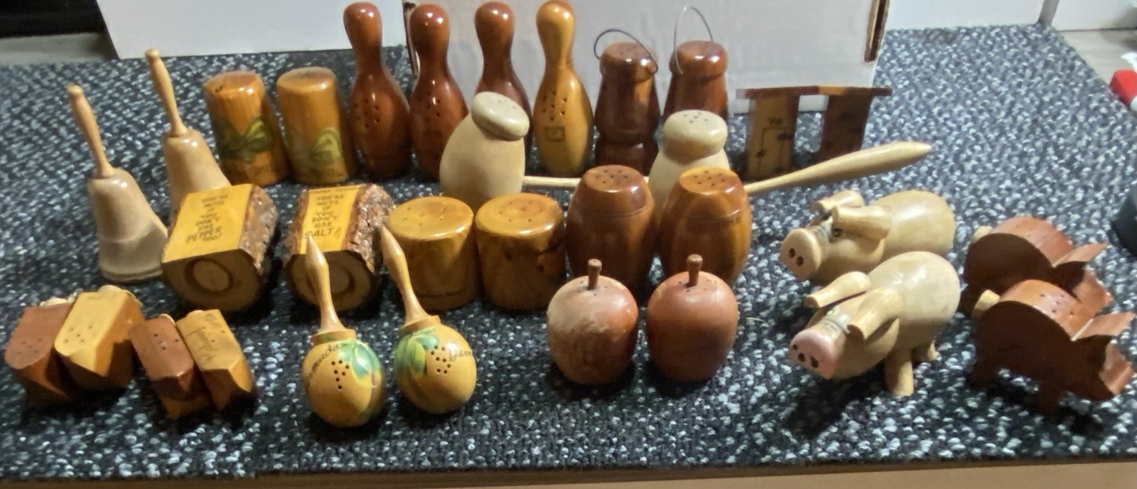 Vintage Wooden Salt & Pepper Shakers Lot Bowling Pins Pigs Souvenirs Novelty CDV