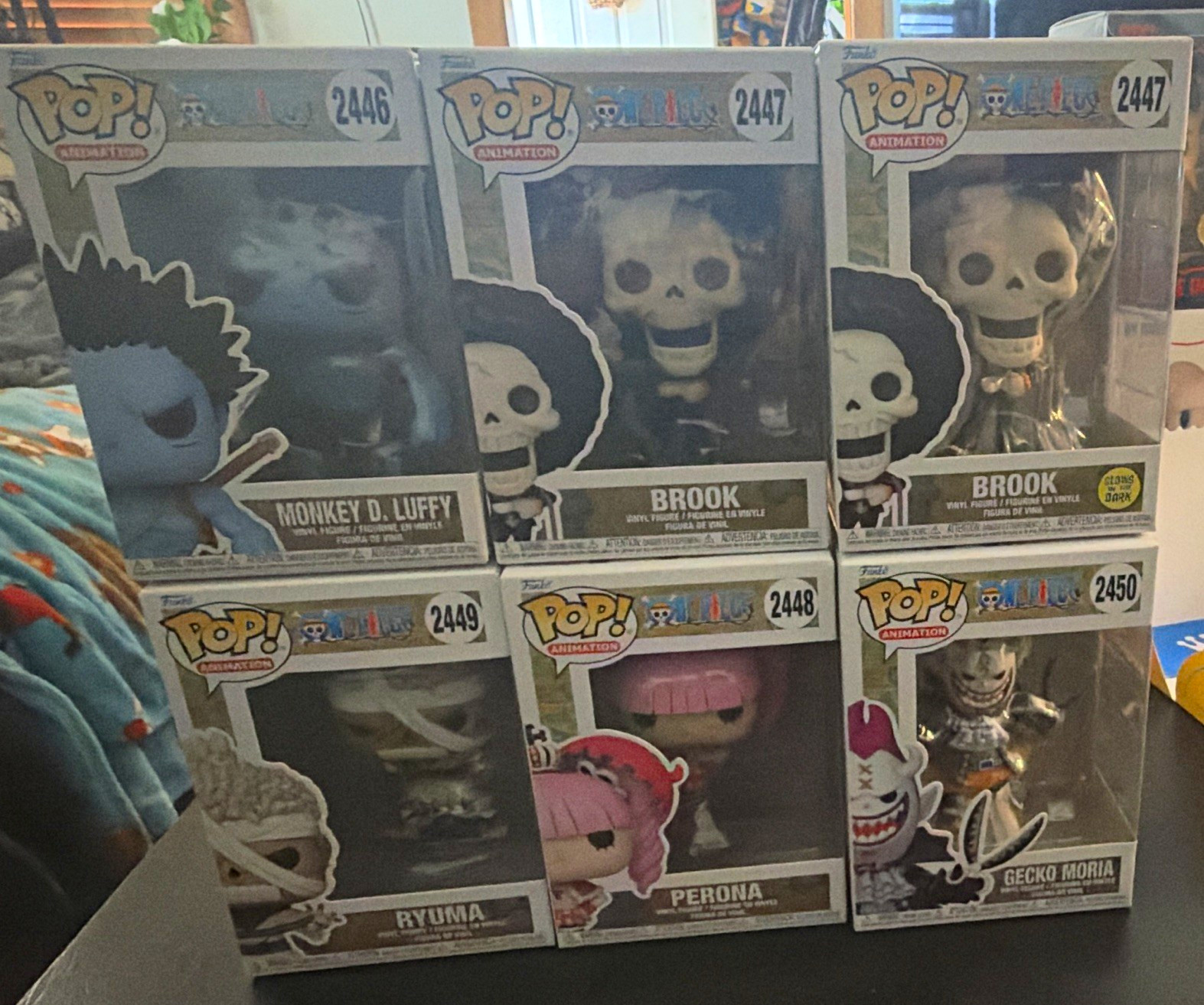 Funko Pop One Piece Mystery box 2026 6-Pack w/ cards and sleeves.