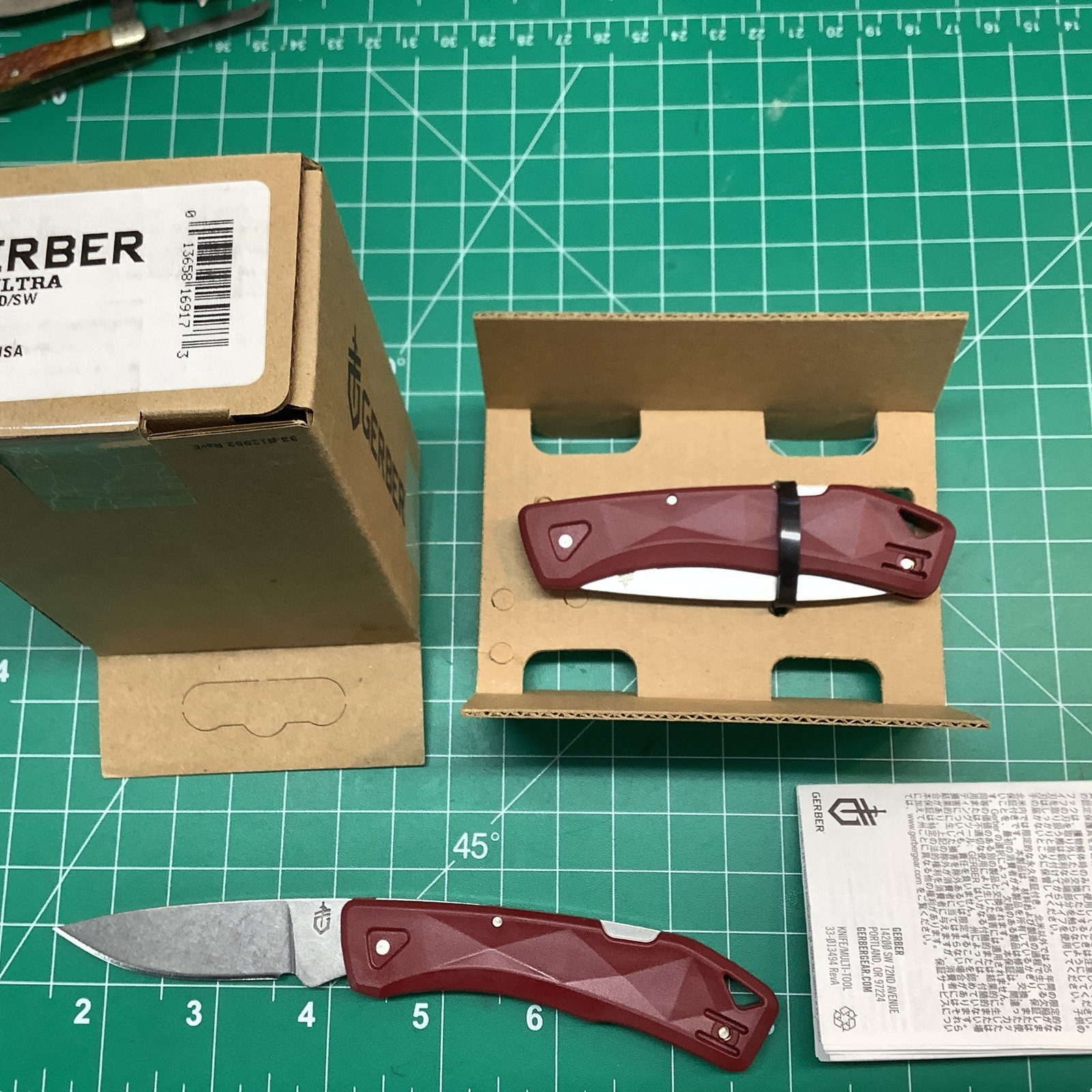 GERBER KNIFE - LST Ultra Lockback  - USA  -  New In Box