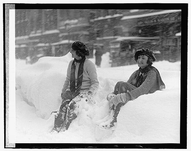 Photo:Blizzard,January 1922,Snow Storm,Winter Scene,3
