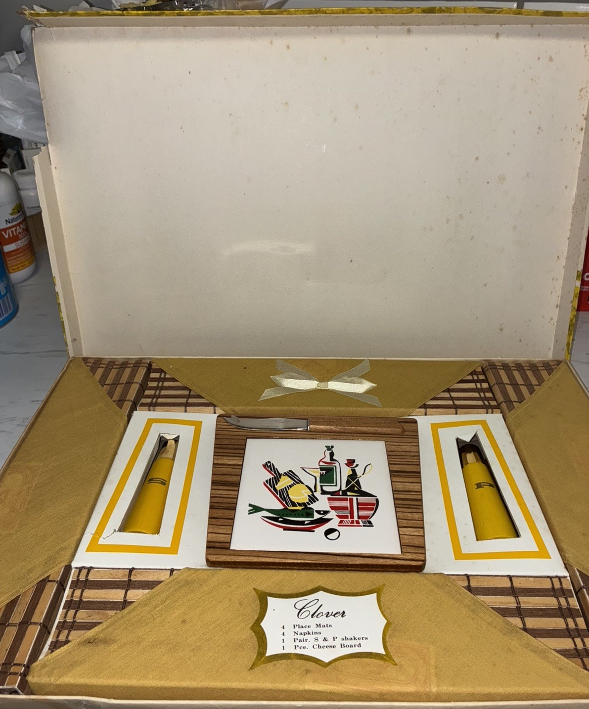 Vintage 1970s Clover Decorative Ensemble Table Set - UNUSED Deadstock MCM Retro