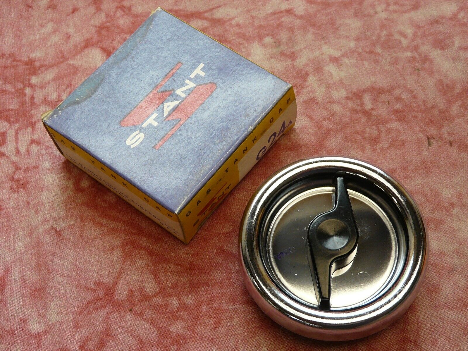 NOS Stant 1960\'s,Chevrolet,Ford,Mercury,Studebaker , G24a gas cap