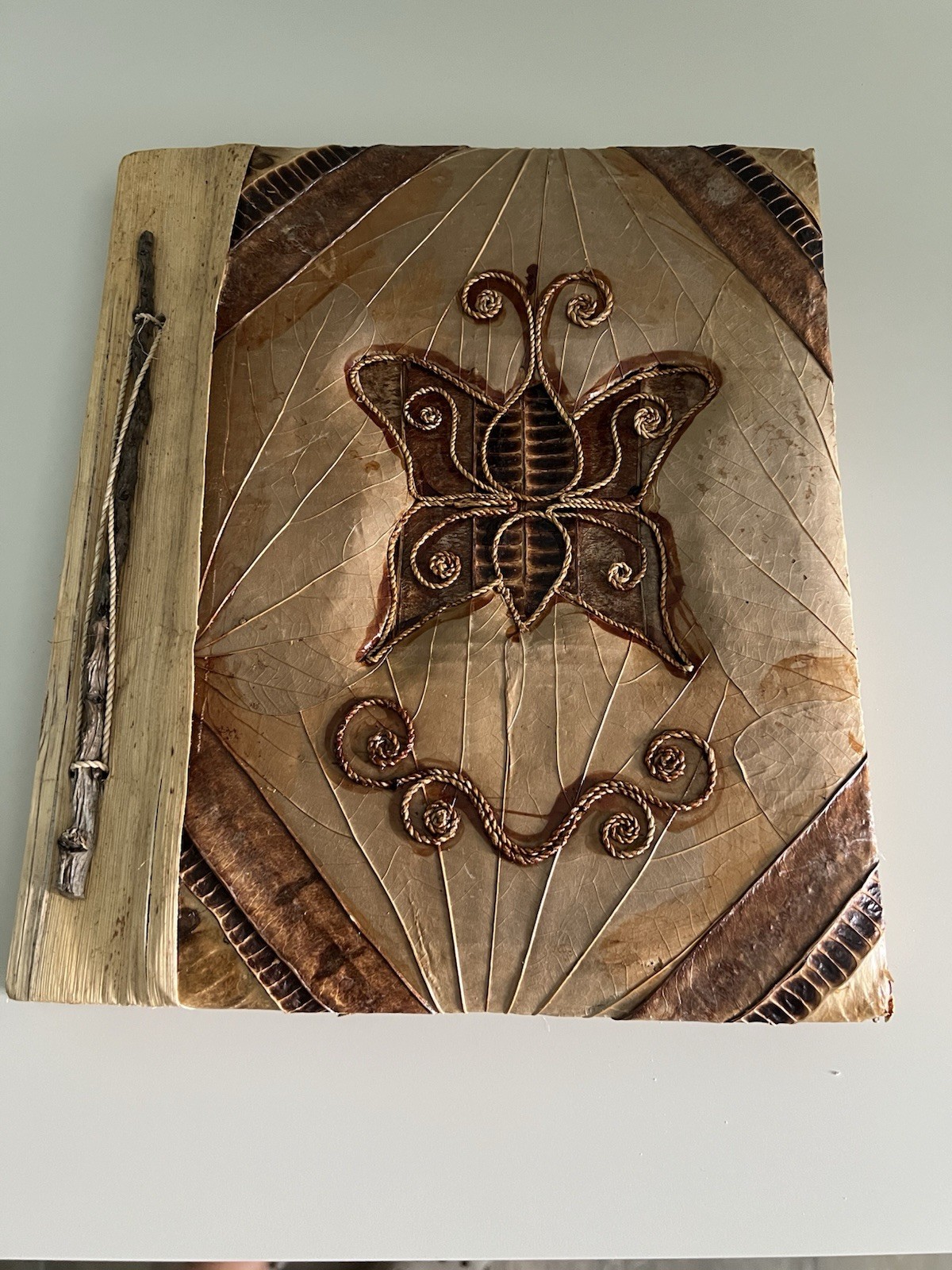 VTG New Handmade Butterfly Leaf Bark Photo Album Scrapbook Tropical Gift Decor
