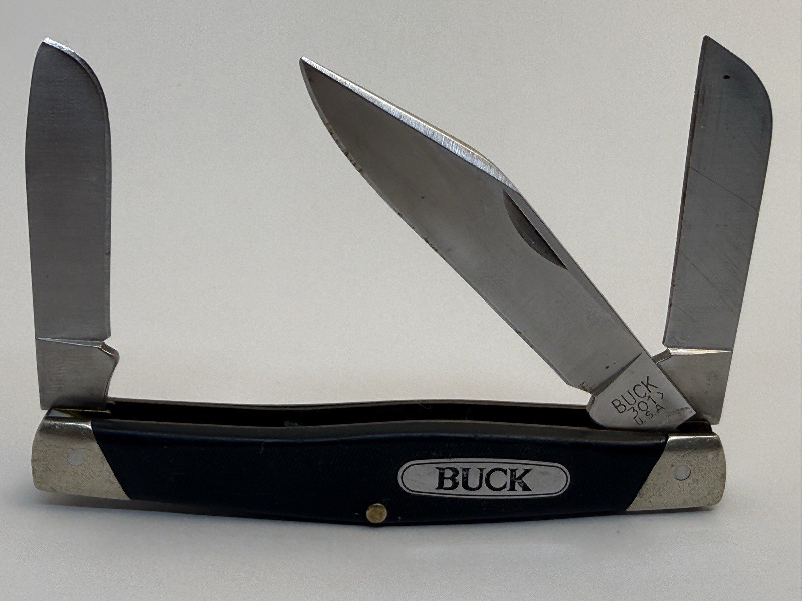 Vintage 1987 Buck 301 USA Stockman 3-Blade Folding Pocket Knife