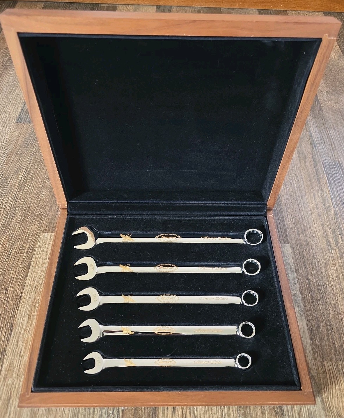 Snap-On 24kt. Gold Engraved Collector 5 Piece Wrench Set In Walnut Case