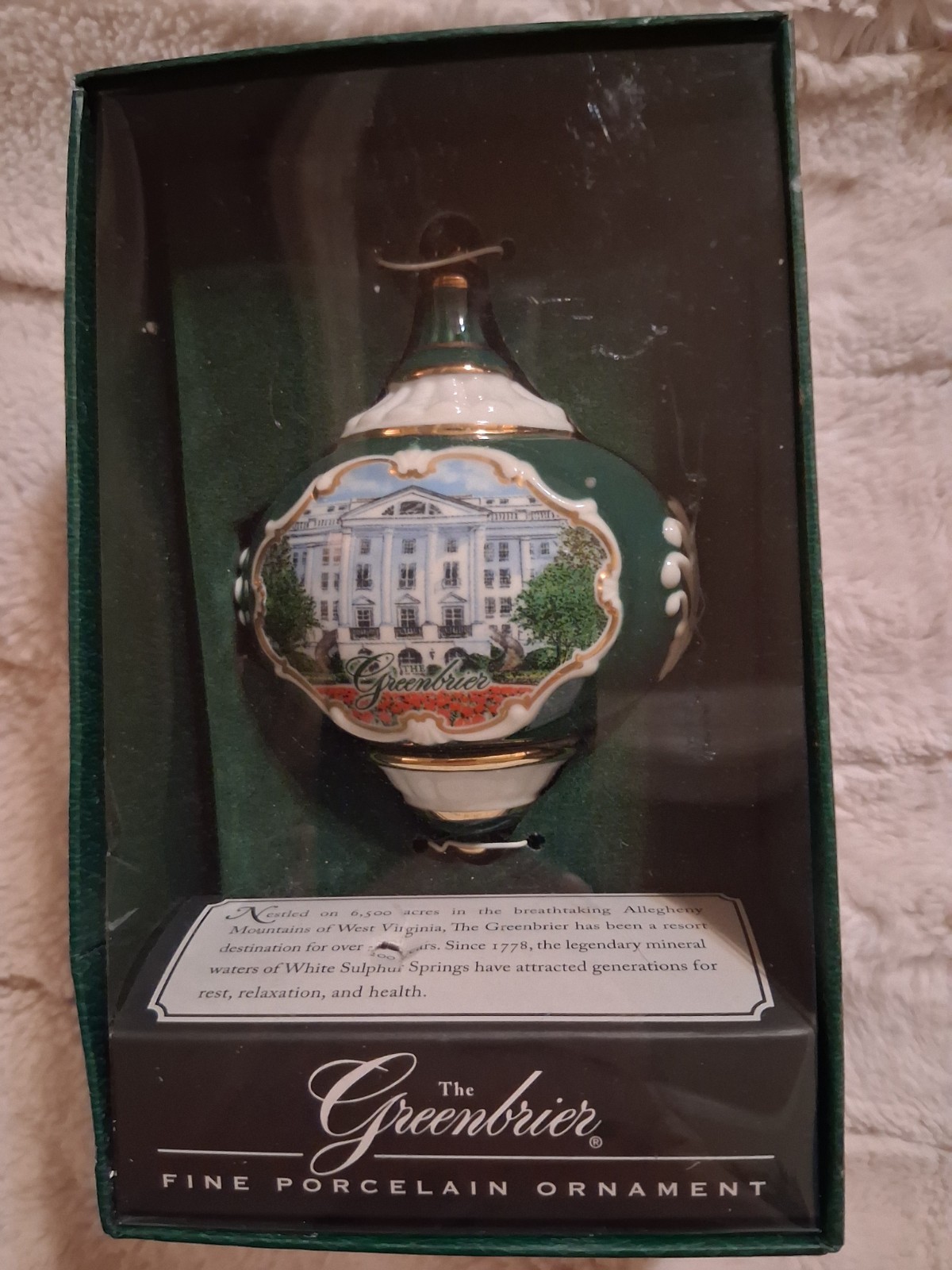 2005 The Greenbrier Hotel Resort Fine Porcelain Christmas Ornament Ltd. Ed. NIB