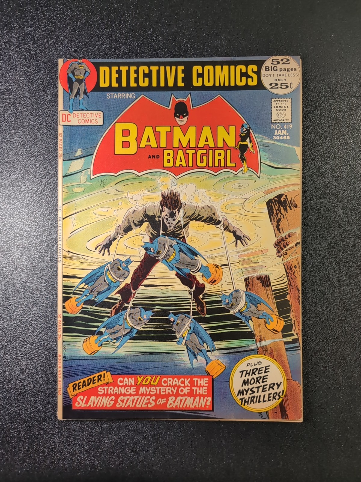 Detective Comics #419: FN, Off White Pages: Neal Adams Cover: DC 1972