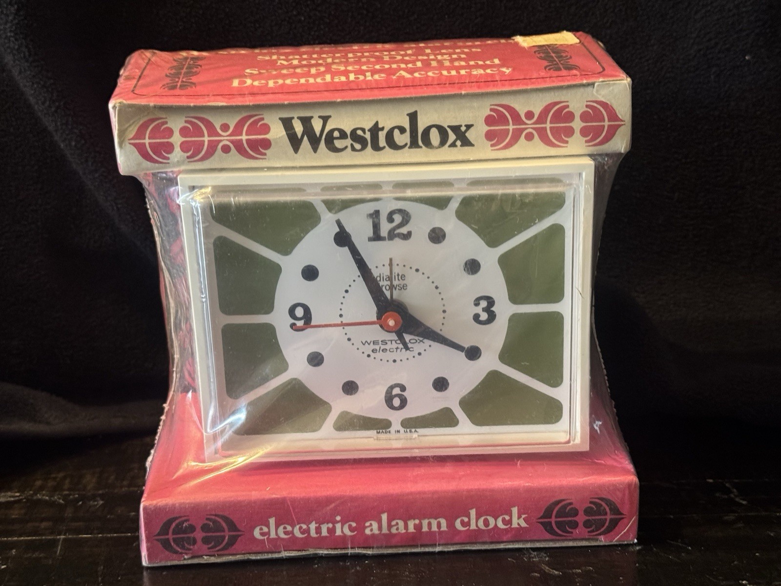 Westclox Dunmar Drowse Dialite Analog Alarm Clock Sweep Second Hand White/Green