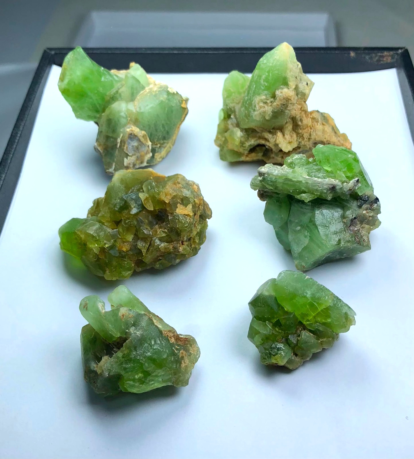 GREEN PERIDOT Specimens lot - 6 pieces - 164 Grams -from SPAT KOHISTAN PAKISTAN