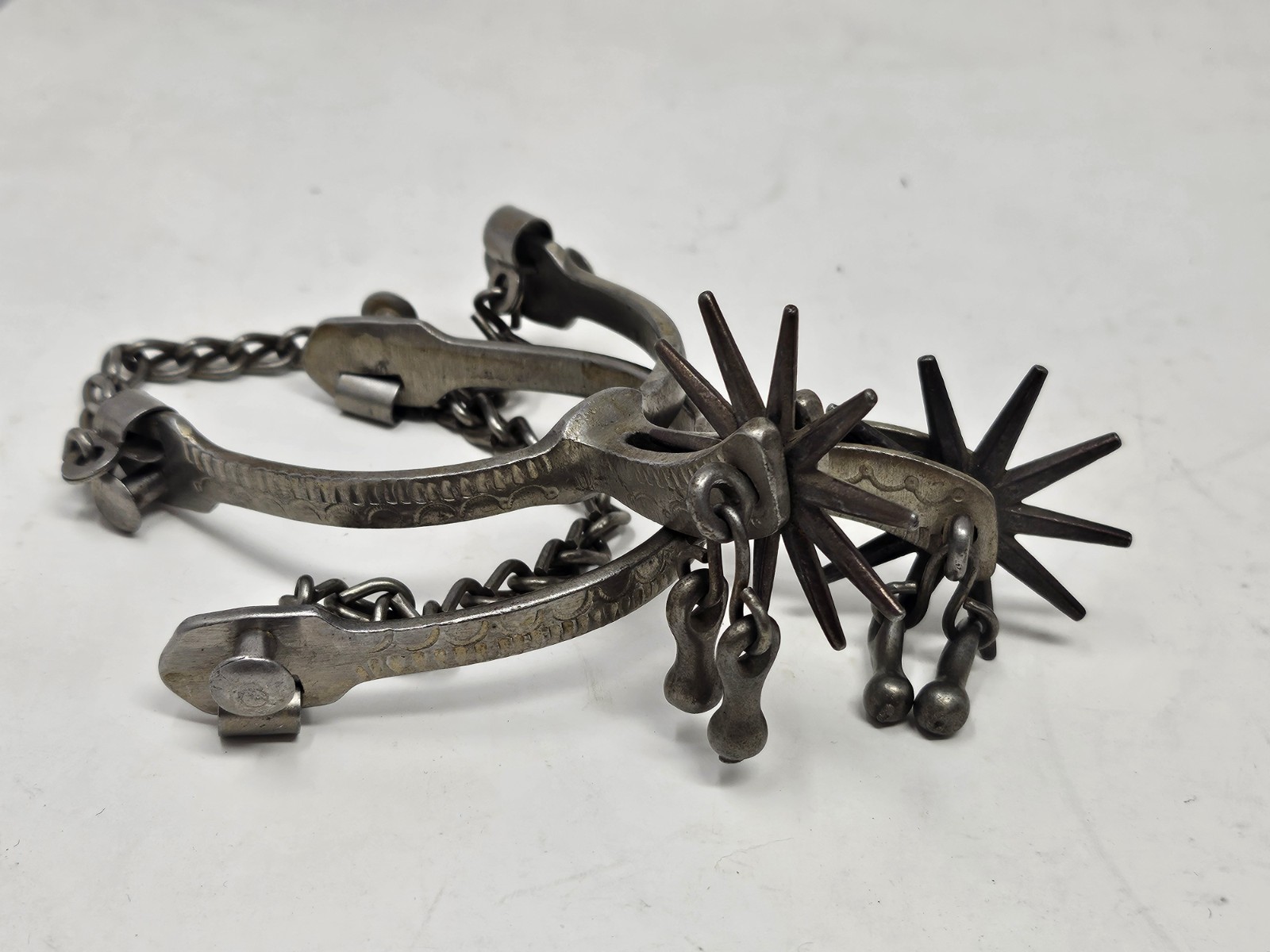 Vintage Western Vaquero Spurs Star Rowel Jingle Bobs Hand Engraved w/ Straps