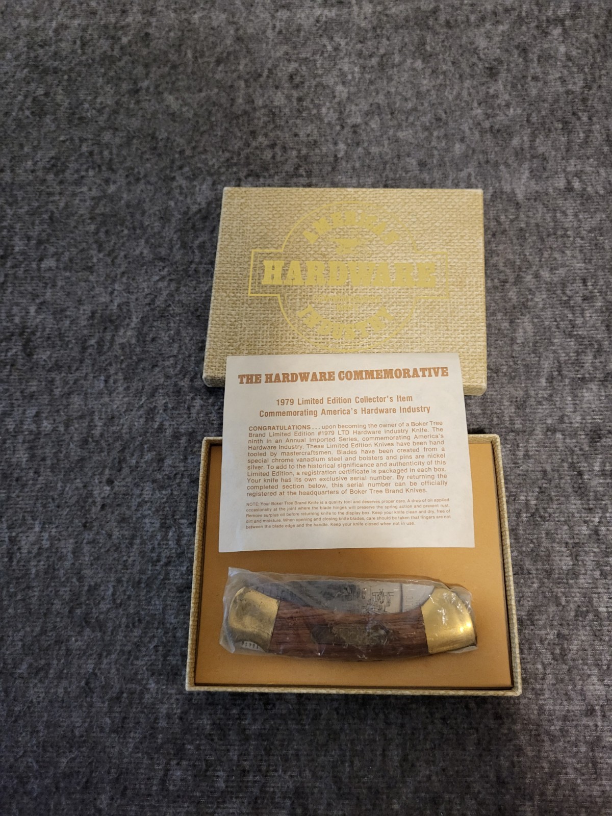 BOKER THE HARDWARE COMMEMORATIVE 1979 NOS LIMITED EDITION KNIFE BOX/PAPERS- READ