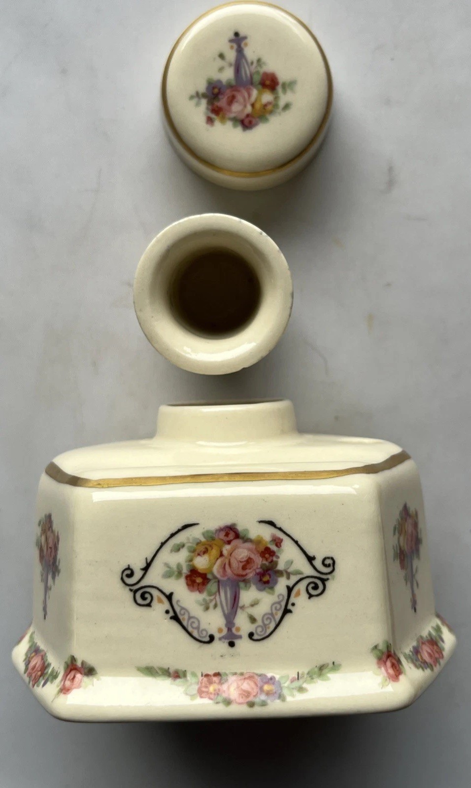 VTG Victorian? HexagonPorcelain Inkwell, Lid, Removable Insert Floral Gold Trim