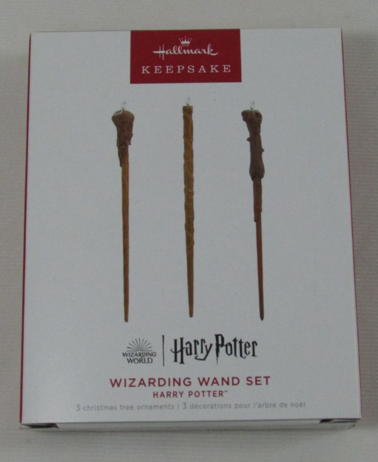2022 HALLMARK KEEPSAKE HARRY POTTER WIZARDING WAND SET ORNAMENT NIB P