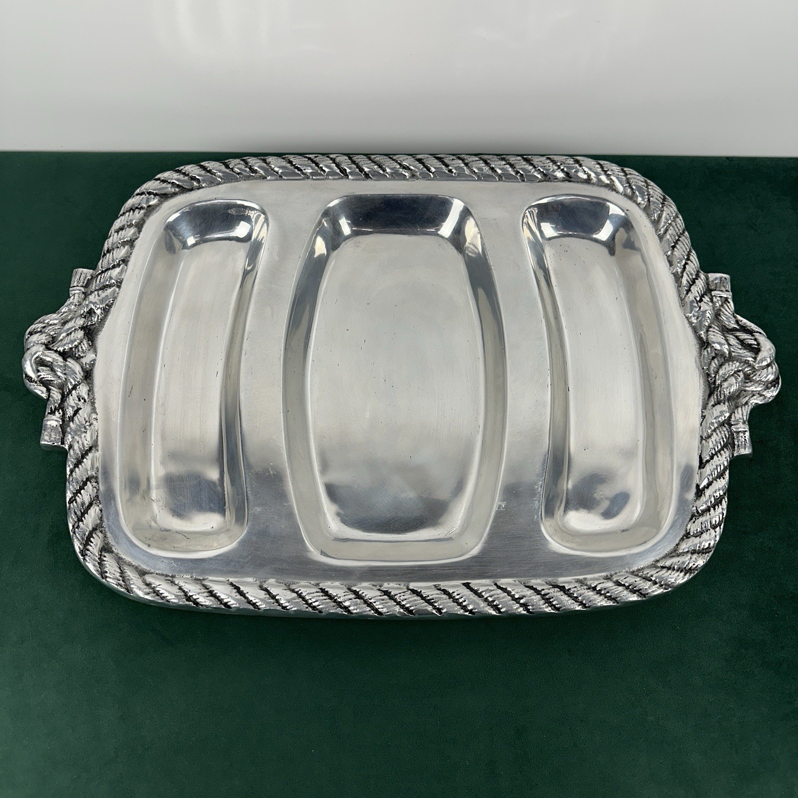 Large Cast Aluminum Rope Knot Serving Tray 3 Section Divided Platter 21”