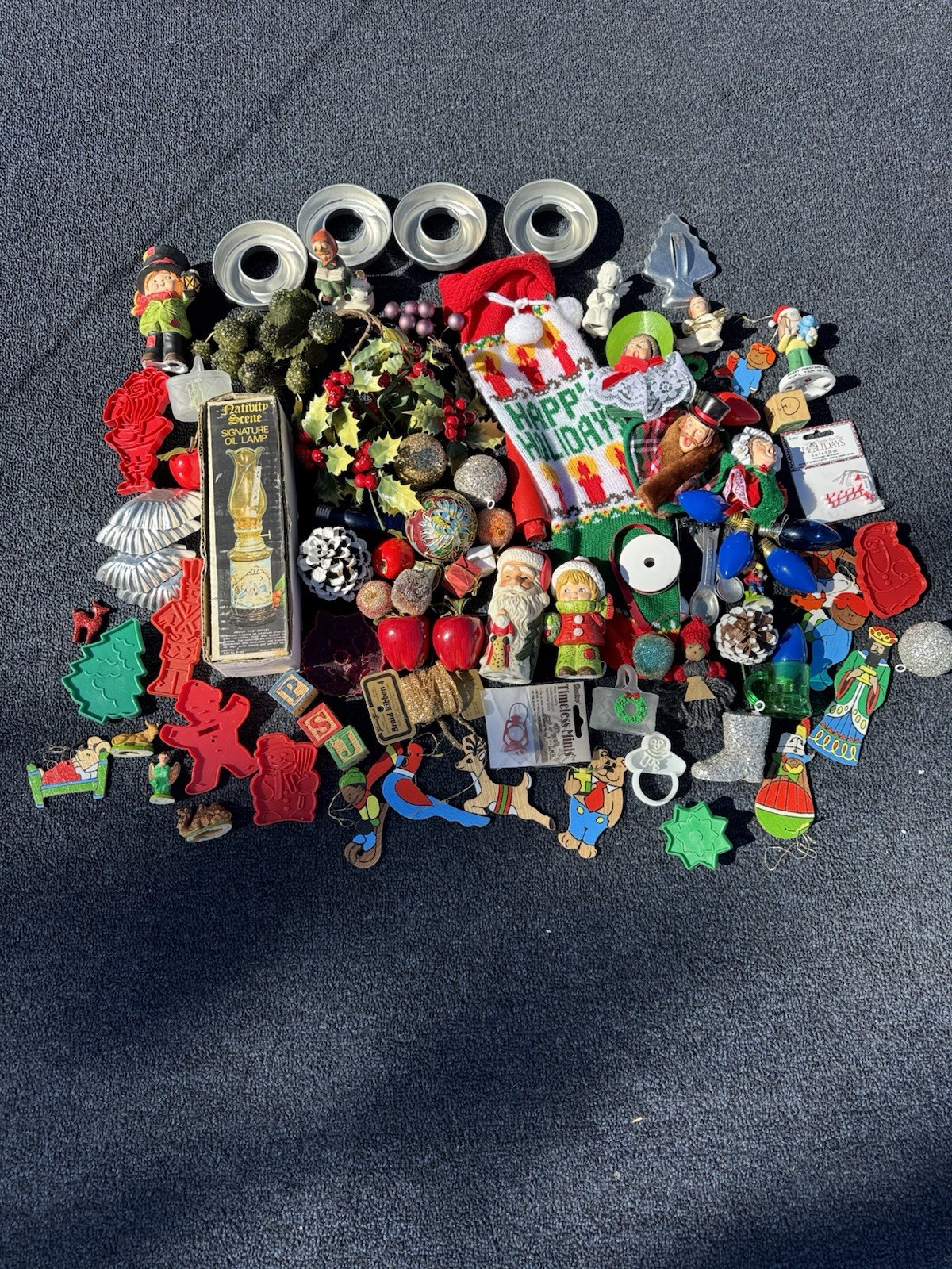 Vtg Christmas Kitsch Mixed Lot Crafts Decor Assemblage Projects Tree Trimmings