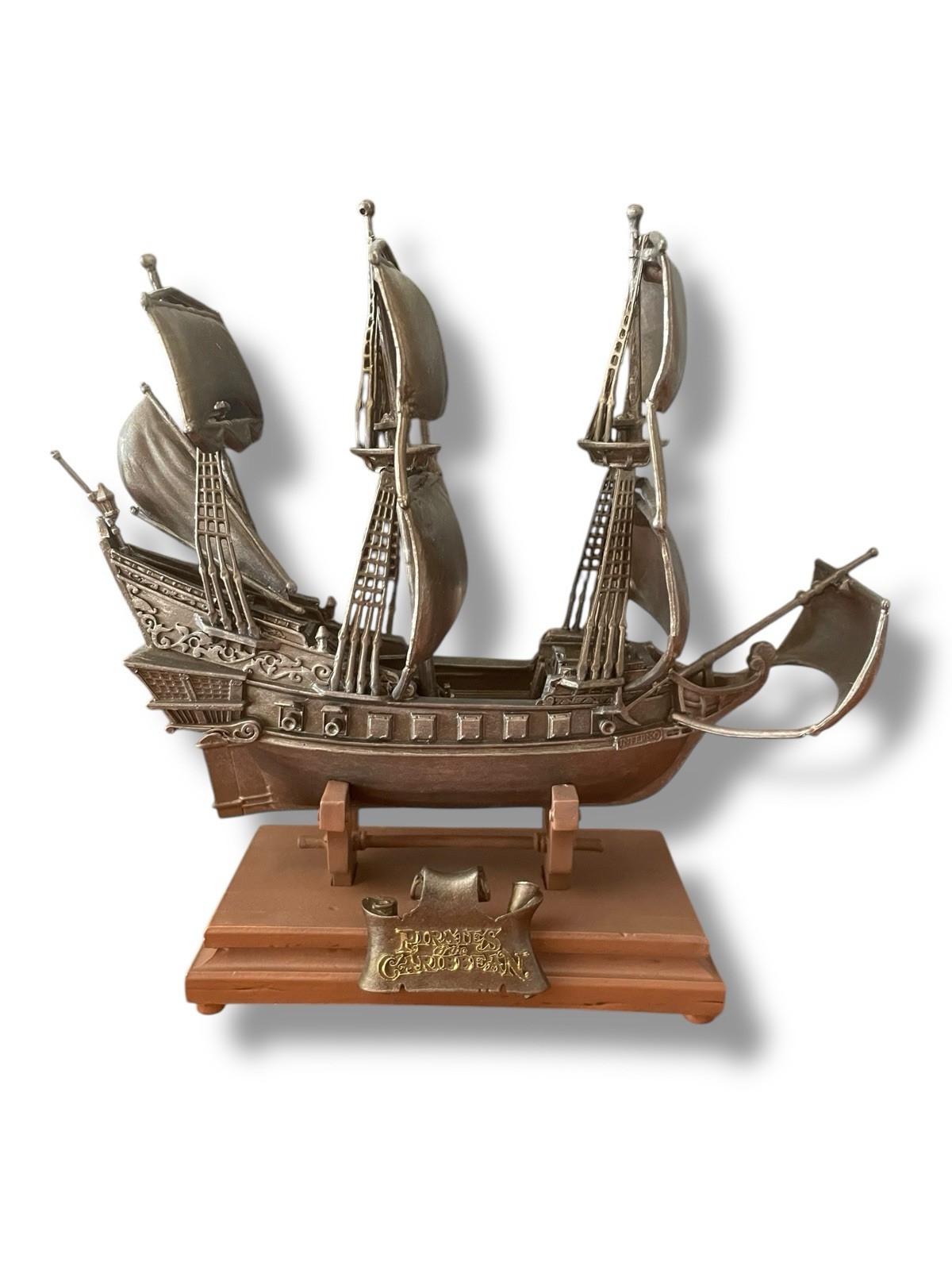 Disney Inferno Pirate Ship Figurine Disneyland Paris