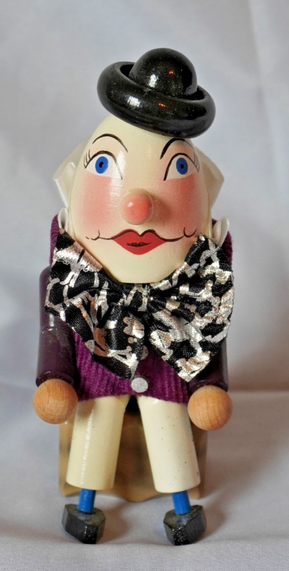 Steinbach Humpty Dumpty Mini Nutcracker #003200/25000 - Adrian Taron & Sons LTD