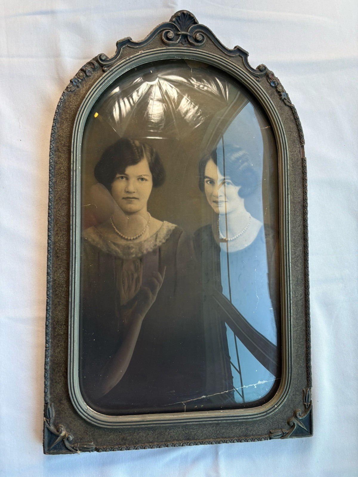 Antique Victorian Photo & Bubble Glass Frame Wood 22.5x13.5