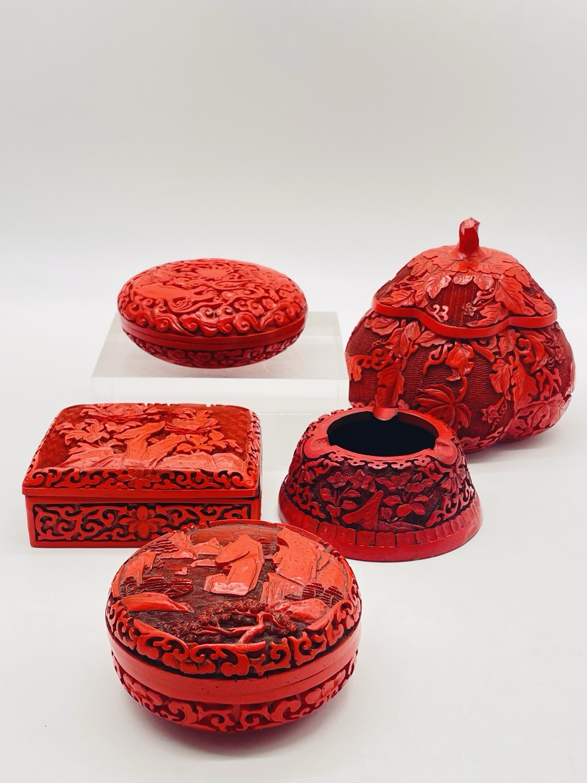 VTG Lot/5 Chinese Cinnabar Lacquer Boxes & Ashtray  Gourd Shaped~Round~Square