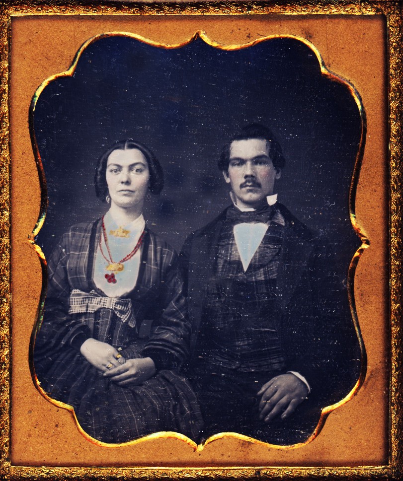 Very Fine 6th Plate Dag of a Handsome Couple, 1850s #314