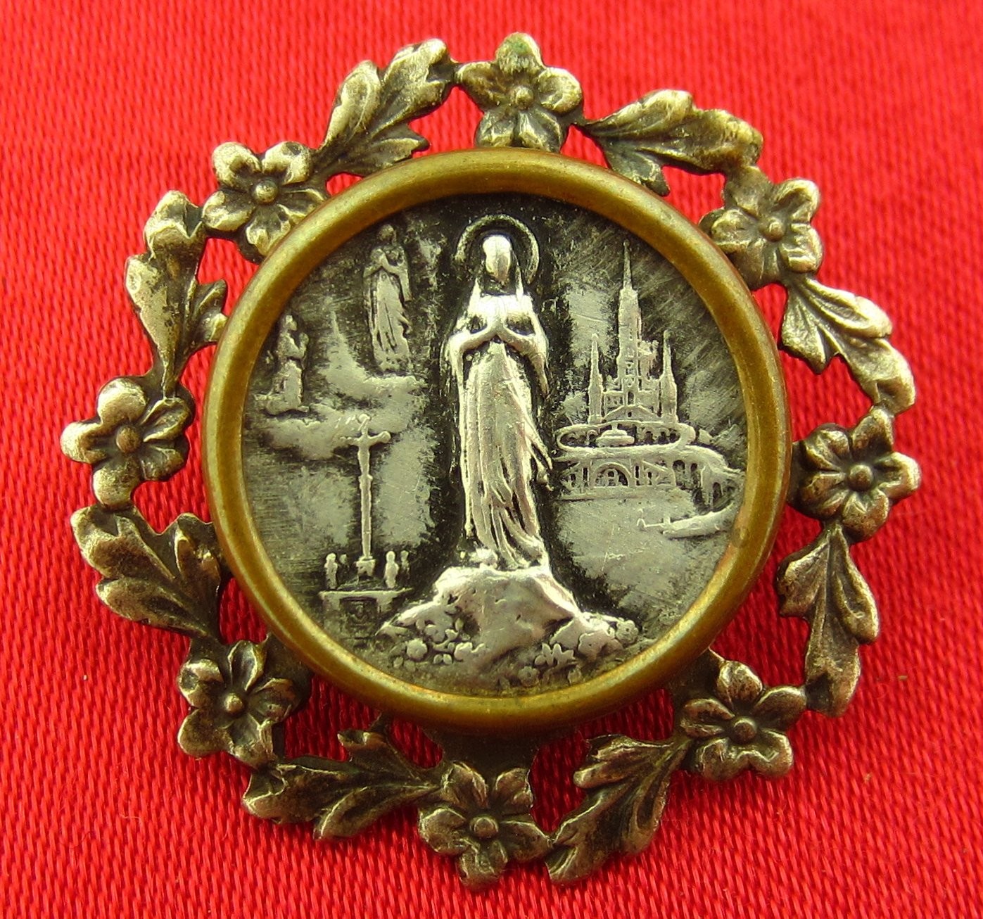 Vintage LOURDES Pin MARY BERNADETTE BASILICA Ornate Silvertone Catholic Brooch