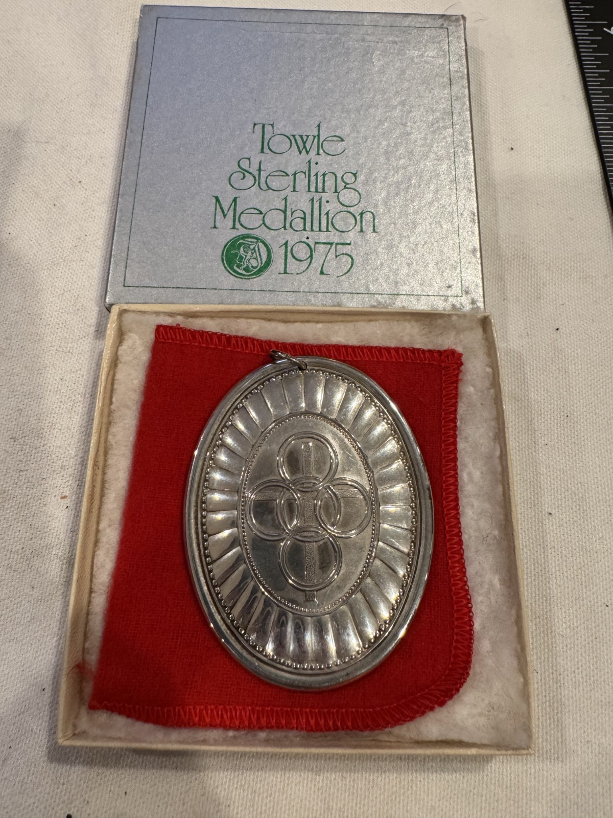 Vintage 1975 Towle Sterling Silver Medallion Ornament with Original Box .79toz